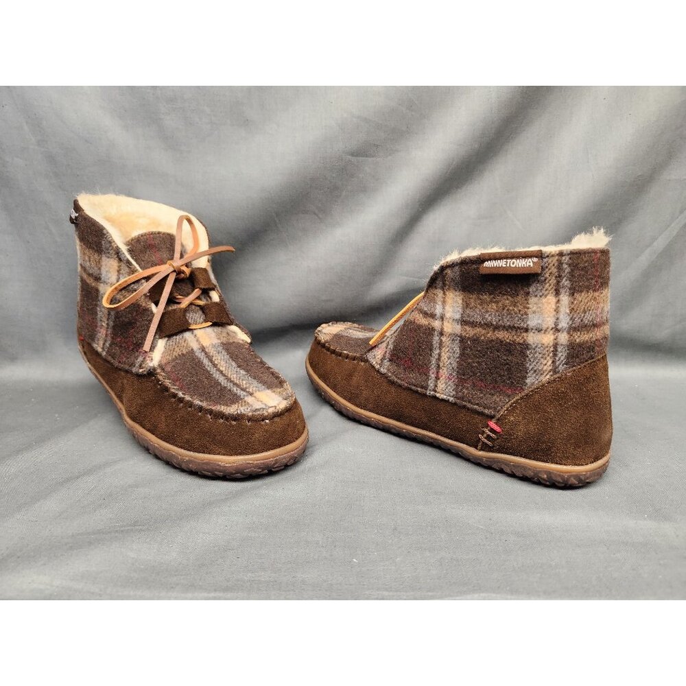 Minnetonka Women's Torrey Slipper Boots Blanket Chocolate Size 7 NEW IN BOX!